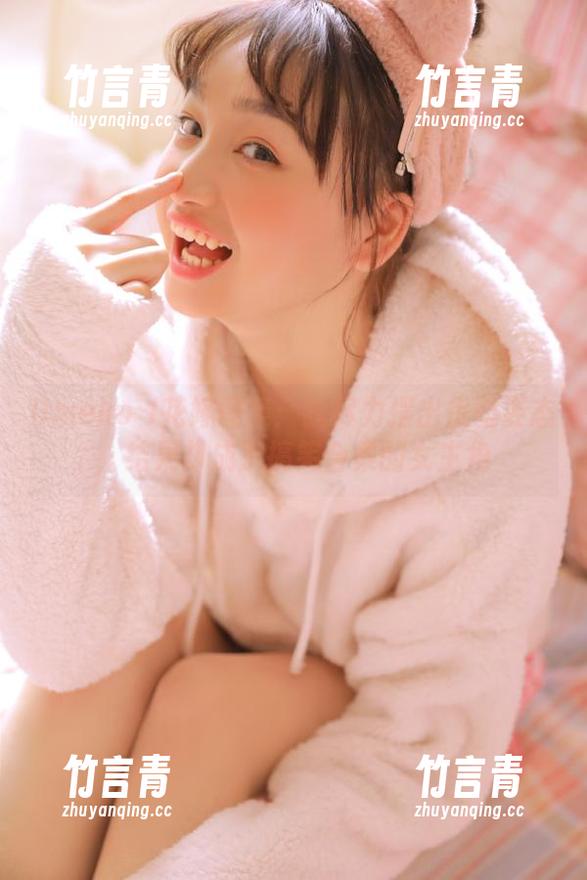 Umeko J Umeko J花嫁图集:我尽力摆出优雅姿态,结果却成了搞笑合集的女主角